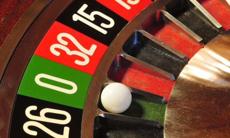 Cách chơi Roulette hiệu quả hốt tiền rủng rỉnh tân binh nên biết 